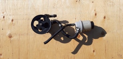 Насос підсилювача nissan armada 2004r 5.6 фото №1