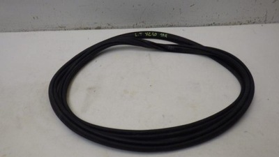 Прокладка двері лівий задня volvo xc40 фото №1