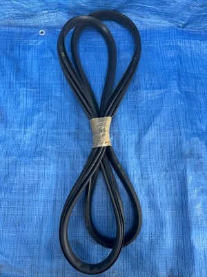 Прокладка двері перед лівий renault megane v e-tech фото №1