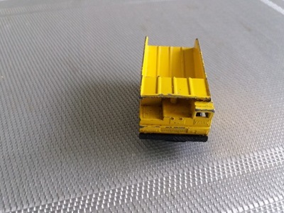 MATCHBOX DUMP TRUCK