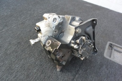 Насос упорскування 4.2 tdi audi q7 4l a8 d3 фото №1