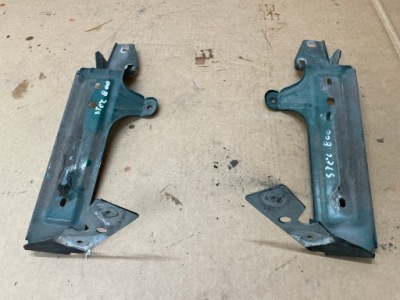 Alfa romeo stelvio кронштейн крила правий колір 800 фото №1