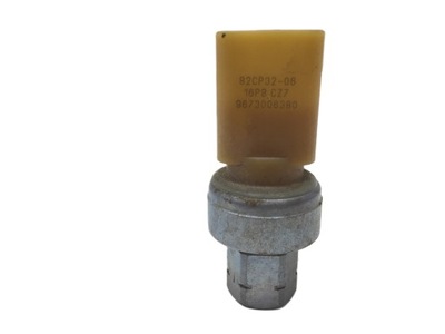 Peugeot оригинальный номер 9673006380 датчик ciśniena кондиционера фото №1