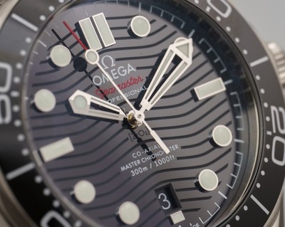 OMEGA Seamaster Diver 300 M 210.30.42.20.01.001 42 mm