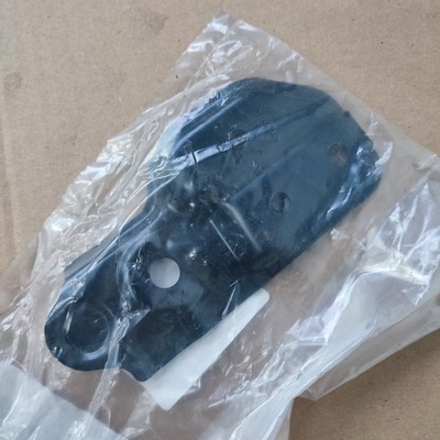 Кронштейн правый suzuki sx4 s-cross фото №1