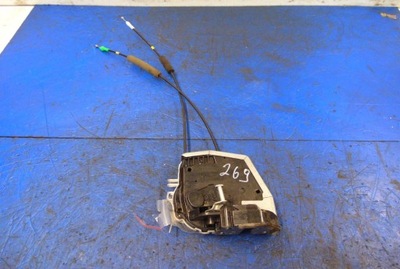 Toyota prius iv замок двері лівий задня фото №1