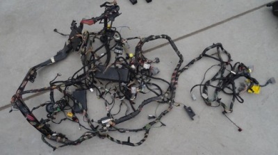 2015 challenger srt джгут електропроводка колодка кабелі фото №1