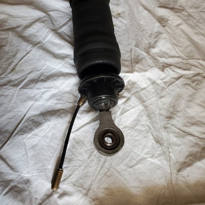 Передня подушка кабіни scania r фото №1