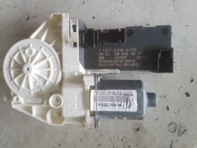 Peugeot 407 coupe моторчик подъемника правый фото №1