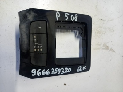 Рамка домкрат передач peugeot 508 96663593zd фото №1