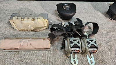 Jeep grand cherokee wk2 b16r подушки безопасности ремни оригинал фото №1