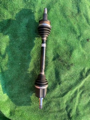 Alfa romeo stelvio qv 2.9bt приводной вал правая перед 00505355950 фото №1