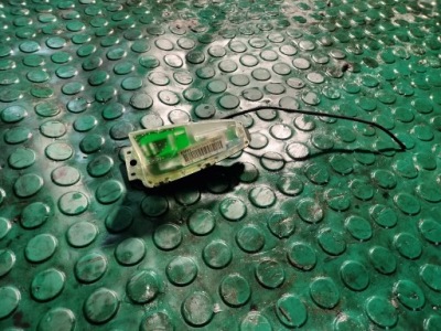 2008 bmw 3 e90 e91 антена gps плавник 1682611 фото №1