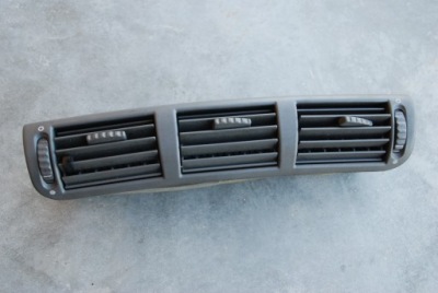 Решітка вентиляційна повітропровід daf xf cf 106 фото №1