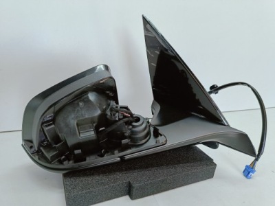 Tesla model y my 20- зеркало наружное правое 13 pin новая  eu 1609791-00-e фото №1