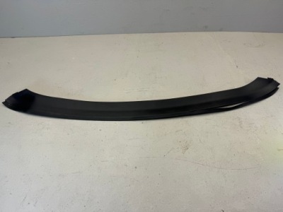 Tesla model x 16r- молдинг захист бампера задня задня 1047976-00 фото №1