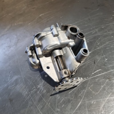 Renault master iii iv 2.3 dci biturbo m9t насос масла фото №1