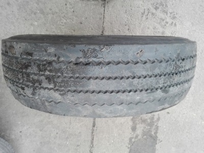 NEUMÁTICO PARTE DELANTERA BARUM BF200R 215/75 R. 17.5