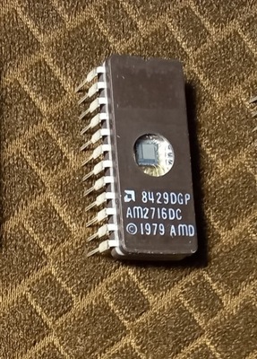 Pamięć EPROM AMD AM2716DC