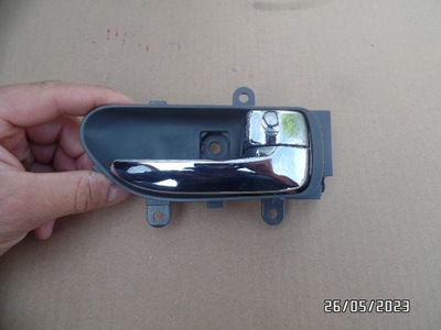 Ручка внутренняя правая nissan x-trail t31 фото №1