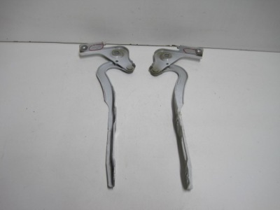 Петля капот citroen berlingo combo e rifter 9816484780 9816485080 фото №1