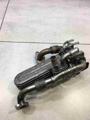 Радиатор выхлопных газов toledo iii 1.9 tdi 039131513ad фото №1