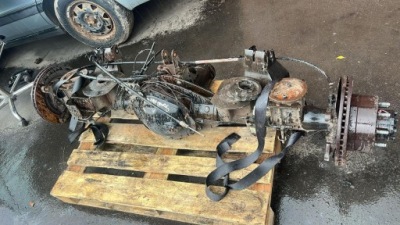 Задня oś dodge ram iv 2500 2017 p05146 фото №1