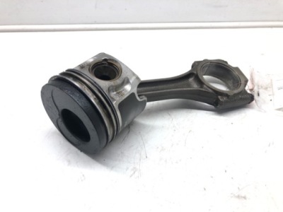 Поршень з шатун vw caddy iii 04-15 1.9tdi фото №1