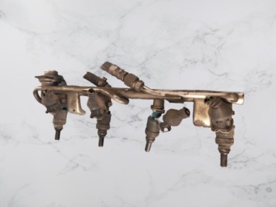 Молдинг впрыскная audi a4 b5 98r фото №1