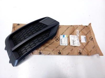 РЕШЕТКА БАМПЕРА ПРАВОЕ AUDI Q3 8U0807152F