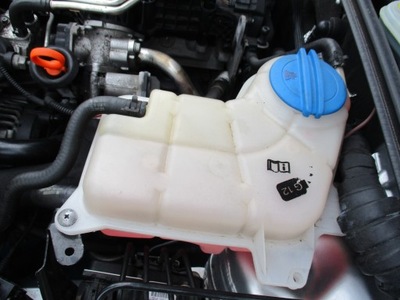 Бачок расширительный exeo 2.0 tdi 11r фото №1