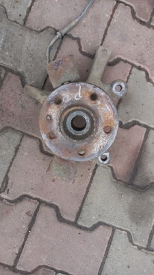 Поворотний кулак права перед mercedes benz vito 00r фото №1