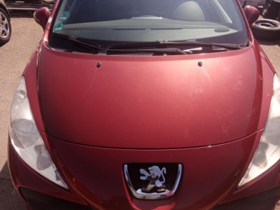 Peugeot 207 капот кришка двигуна 06-12r ekqd фото №1