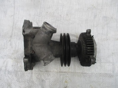 Насос води віскомуфта mercedes w107 sl slc w126 sec фото №1