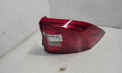 Volvo s60 2011 правая сторона лампа задняя фото №1