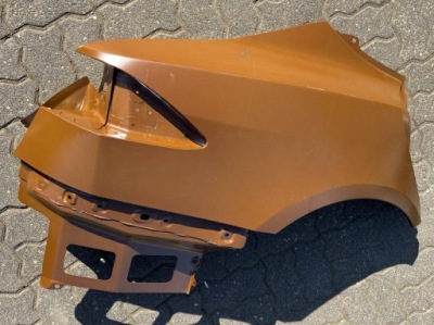 Крило задній правий tesla model s 2021+ фото №1