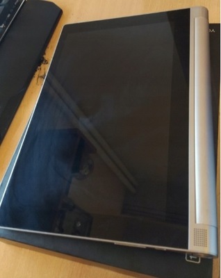 Tablet Lenovo Yoga 2-1050F