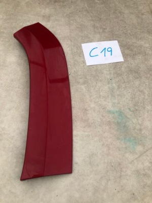 Jeep оригинальный номер 46527561827 молдинг крыла фото №1