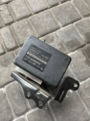 Насос abs тормозная kia sportage iv 58920-f1550 фото №1