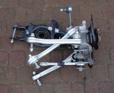 Поворотний кулак задня комплект ліва права maserati ghibli підвіска . фото №1