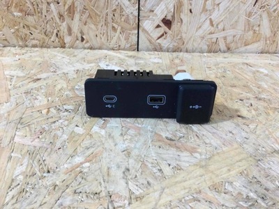 Land rover range rover evoque l551 разъём port usb l8b2-19e110-cc lr139734 фото №1