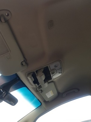 Лампа стельовий бардачок kia carens iv 4 фото №1