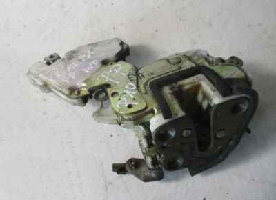 Замок двері передній правий nissan primera p10 фото №1