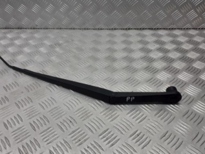 Важіль двірники правий перед chrysler pacifica 3.5 фото №1