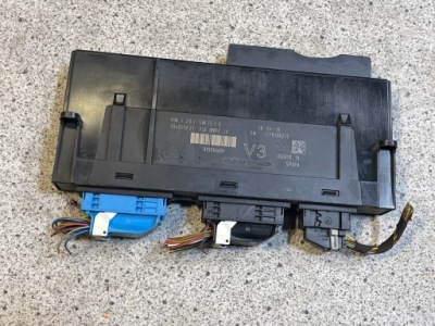 Bmw f10 f11 модуль блок керування комфорту v3 9393668 фото №1