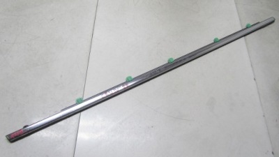 Honda cr-v iv молдинг уплотнитель правая перед 12-16 фото №1