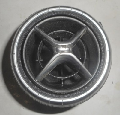 Mercedes cla w117 c117 решітка обдув a1178300554 фото №1