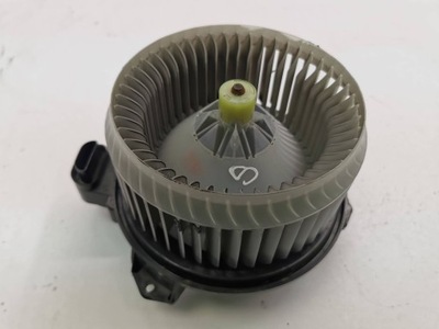 Toyota auris 150 2012 вентилятор фото №1
