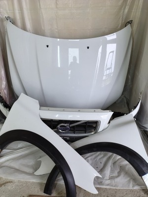 Volvo xc70 2010 rok бампер, лампы, капот, крылья, радиатор, pas передний фото №1