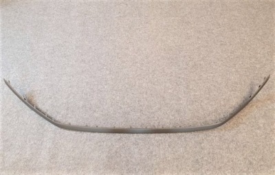 Audi q8 s line 4m8807791a молдинг бампера перед оригінальний номер фото №1